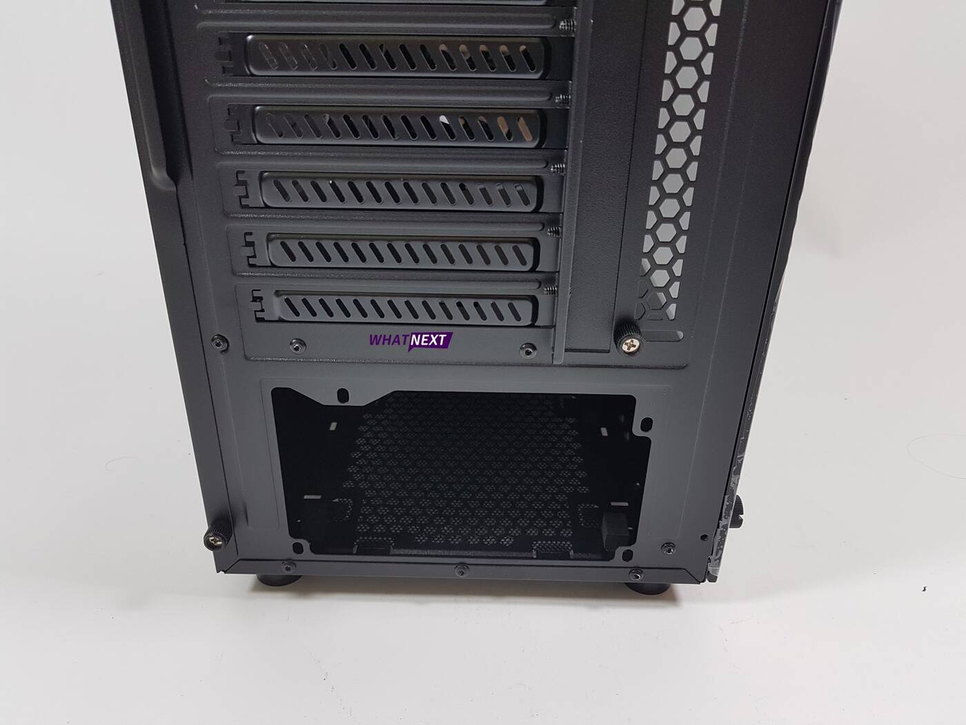 Test obudowy Sharkoon TG5