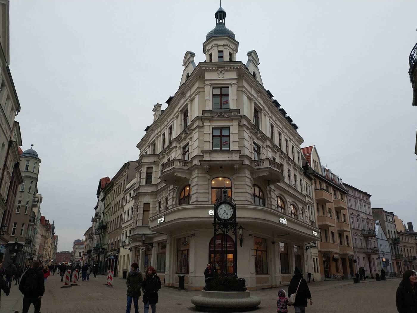 Diament ze skazą - test Xiaomi Mi Mix 2