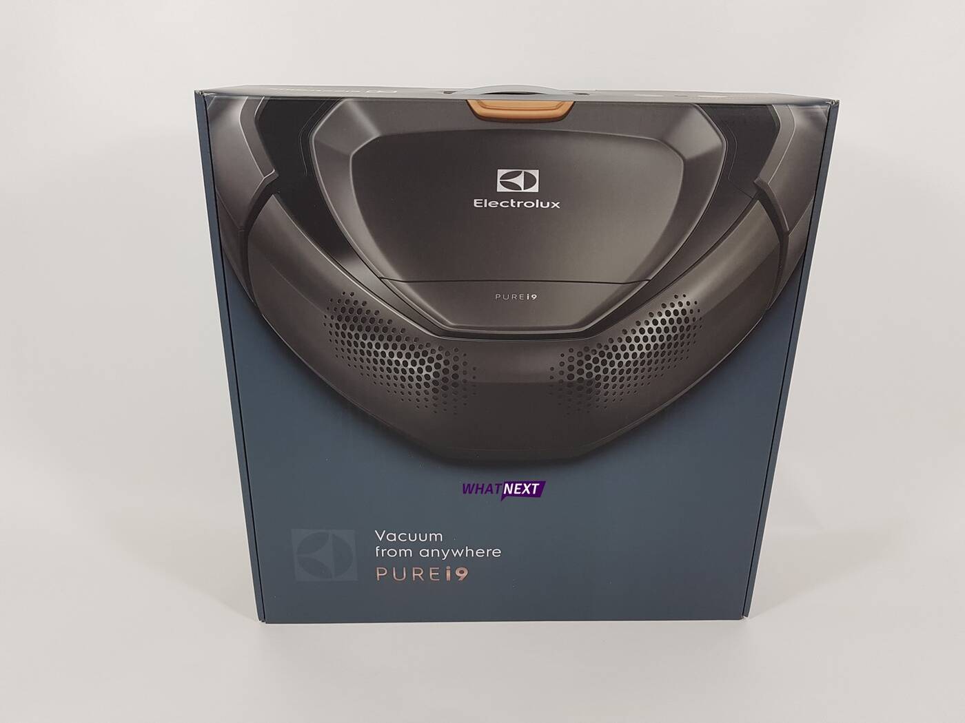 Test robota sprzątającego Electrolux PUREi9