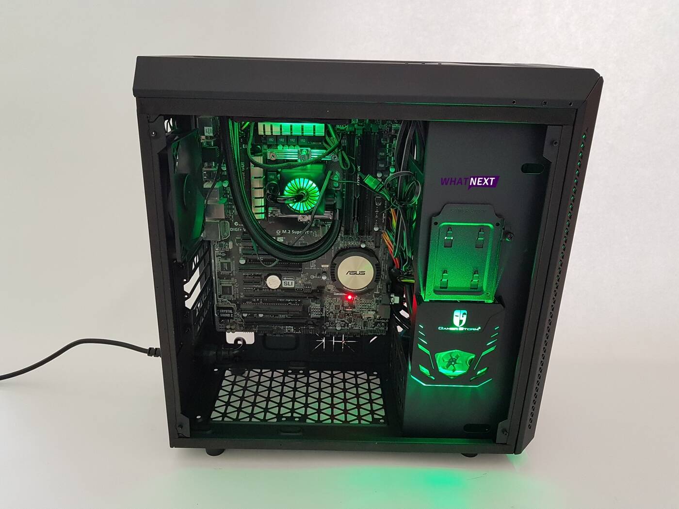 Test obudowy z wbudowanym chłodzeniem: Deepcool GamerStorm Baronkase Liquid