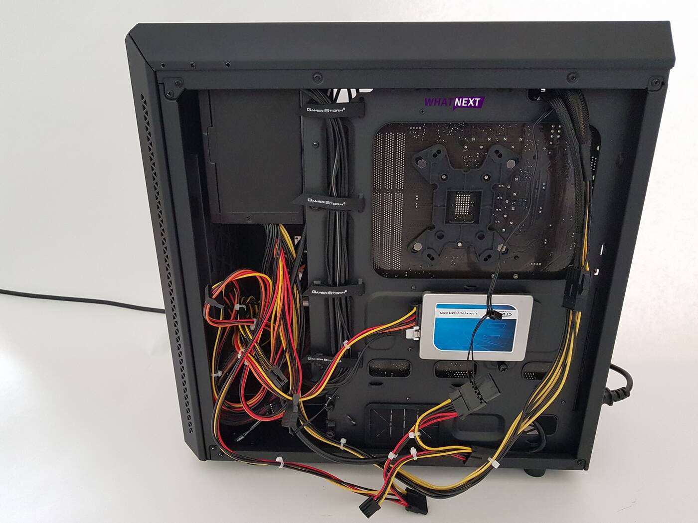 Test obudowy z wbudowanym chłodzeniem: Deepcool GamerStorm Baronkase Liquid