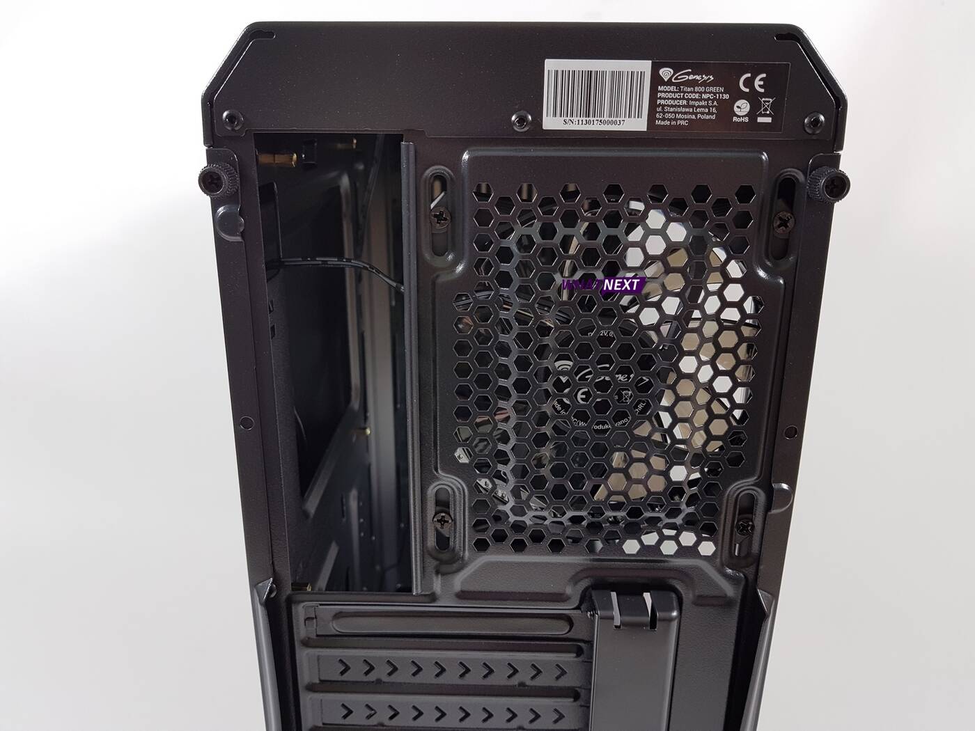 Test obudowy Genesis Titan 800