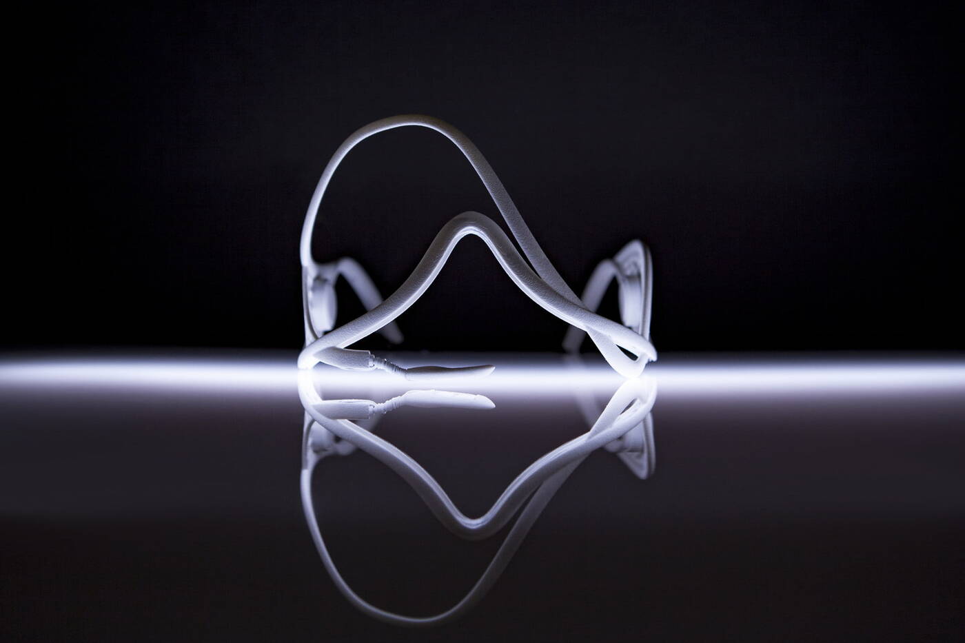 Oto maska, która wpływa na nastrój człowieka... a nawet jego popęd seksualny