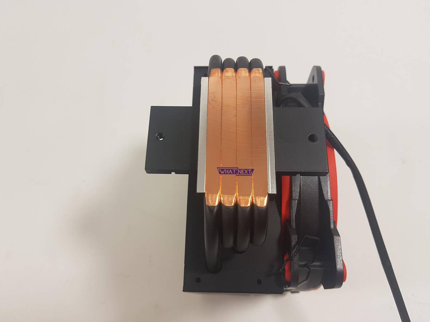 Test chłodzenia Arctic Freezer 33 TR