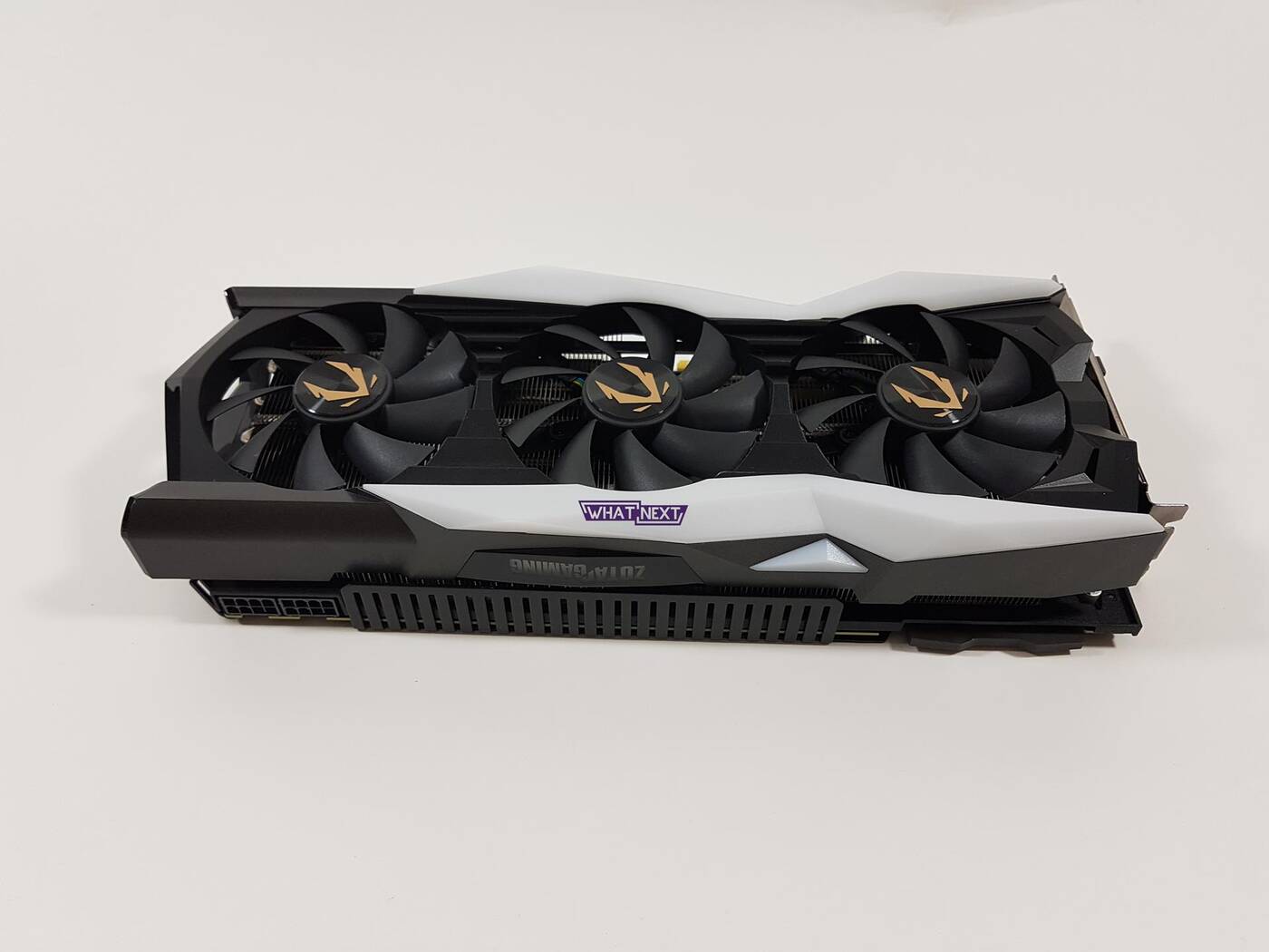 Test ZOTAC RTX 2080 Ti AMP Extreme