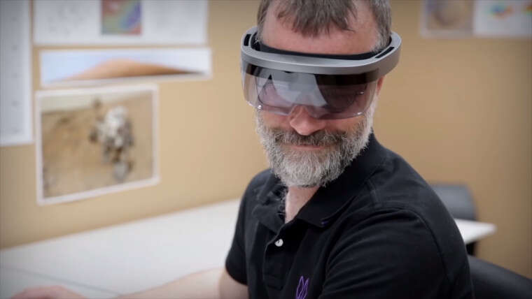 Produkcja gogli HoloLens będzie tańsza dzięki temu patentowi