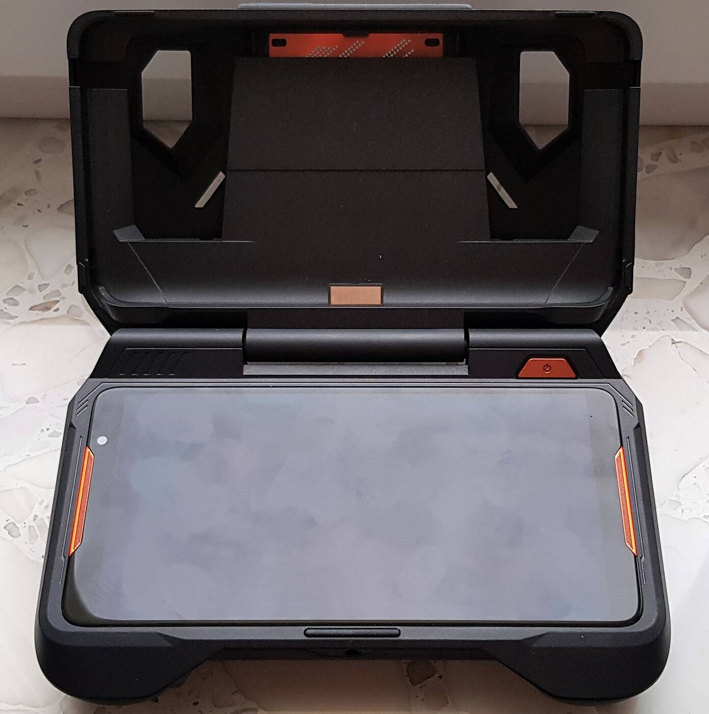 Przeglądamy akcesoria do Asus ROG Phone