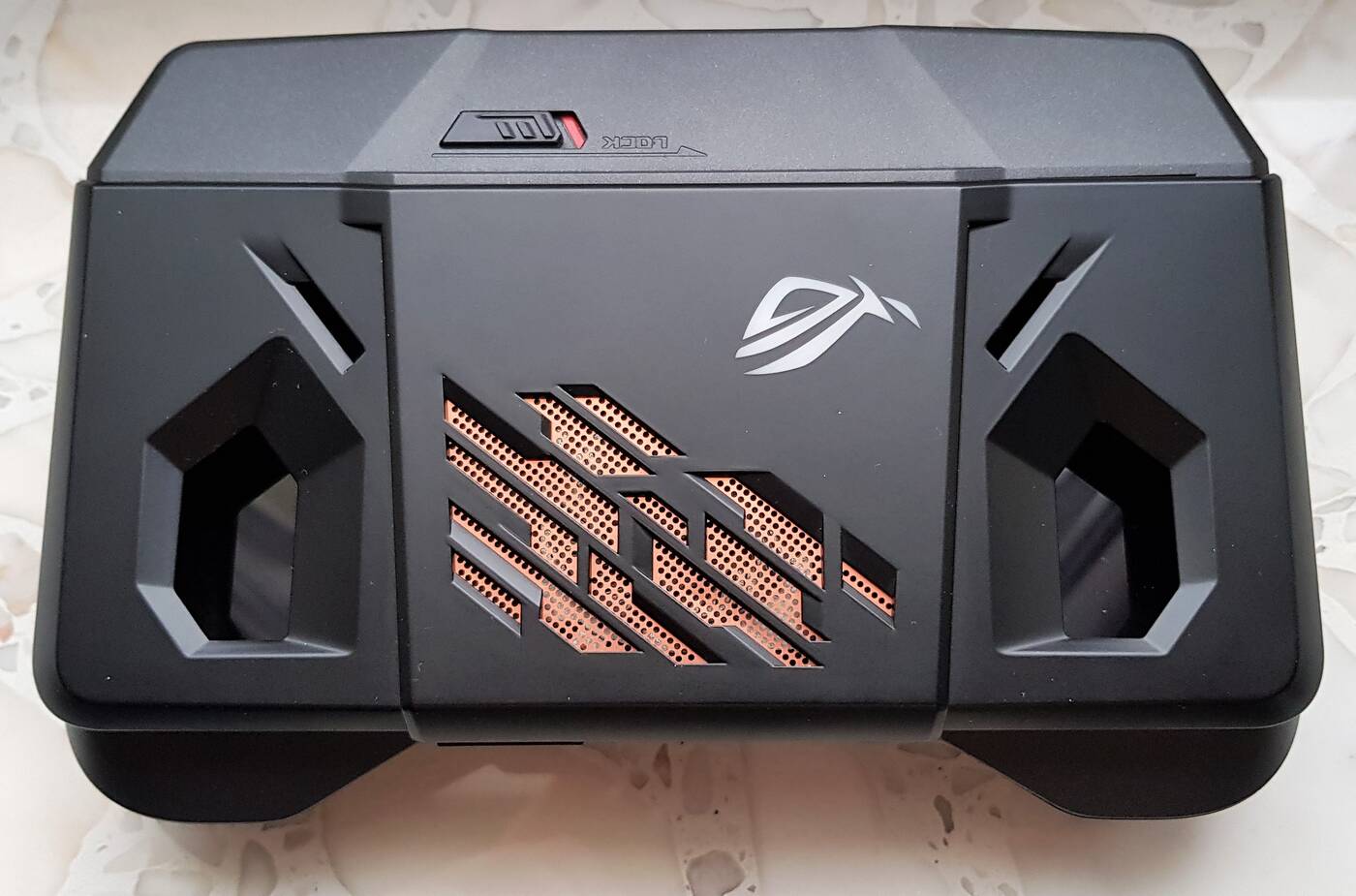 Przeglądamy akcesoria do Asus ROG Phone