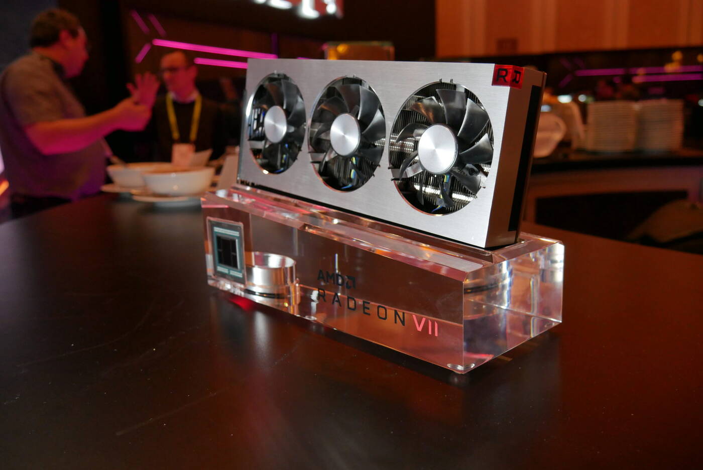 AMD Radeon VII jest tak nieopłacalny, że jego dni są policzone