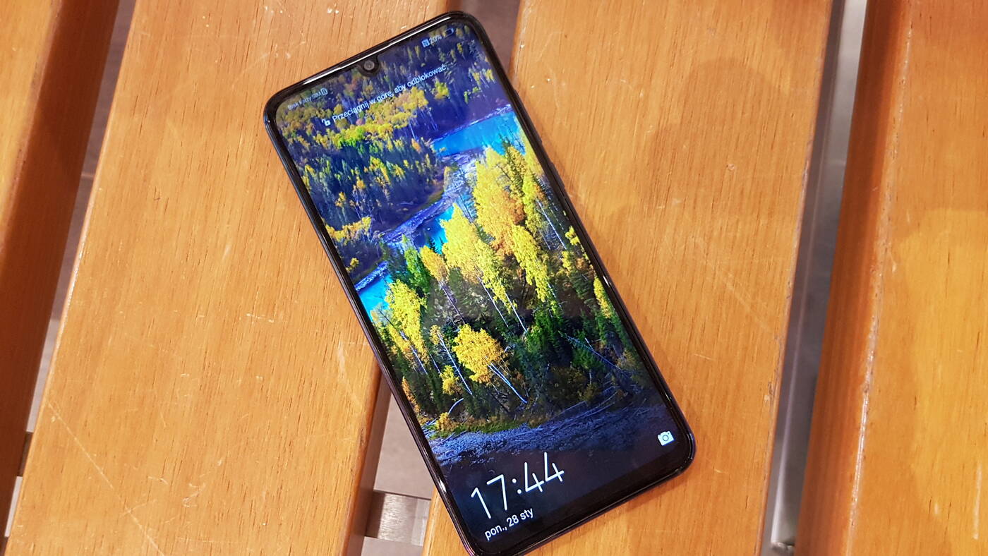 test P Smart 2019, testy P Smart 2019, recenzja P Smart 2019, recenzje P Smart 2019, opinia P Smart 2019, opinie P Smart 2019, ocena P Smart 2019, oceny P Smart 2019, wrażenia P Smart 2019, P Smart 2019, jakość P Smart 2019, smartfon P Smart 2019, smartfon do 1000 zł, smartfon do tysiaka, opis P Smart 2019, specyfikacja P Smart 2019, smartfon do tysiąca,