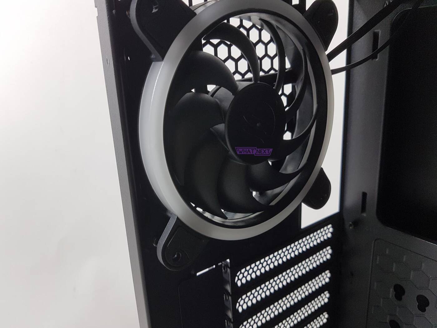 Test obudowy SilentiumPC AR5X TG RGB