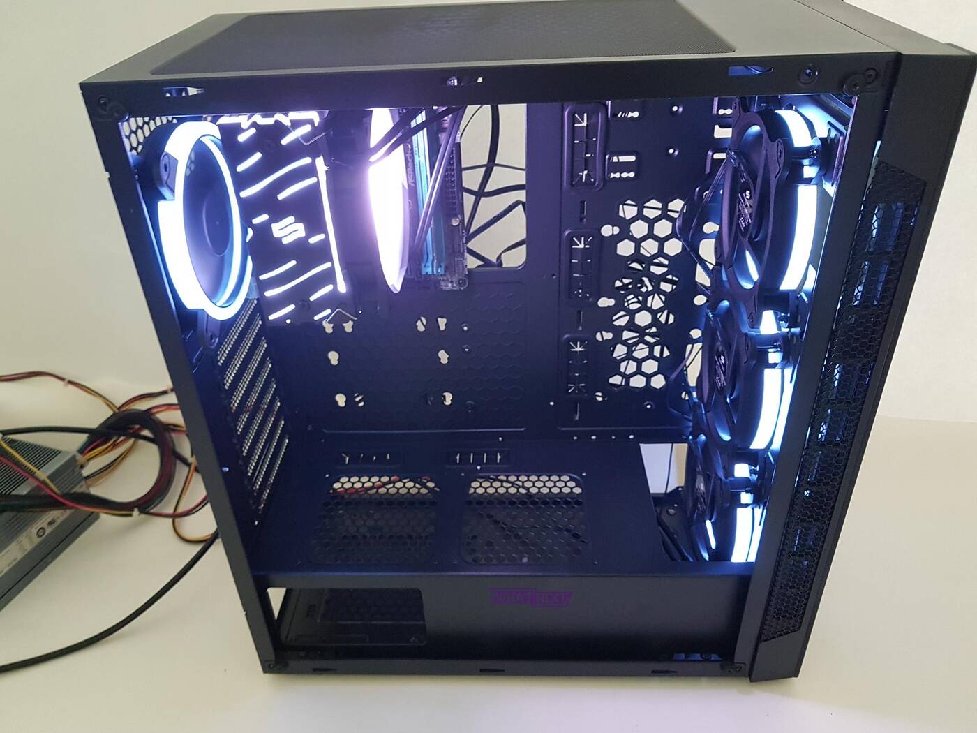 Test obudowy SilentiumPC AR5X TG RGB