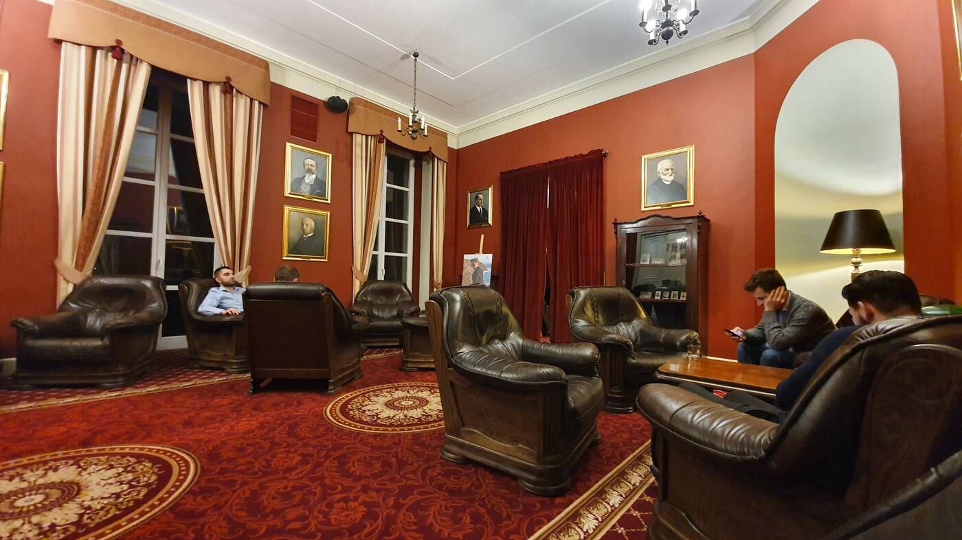 Samsung Galaxy S10e, Galaxy S10e, S10e, recenzja Samsung Galaxy S10e, opinia Samsung Galaxy S10e, wrażenia Samsung Galaxy S10e, opinie Samsung Galaxy S10e, ocena Samsung Galaxy S10e, oceny Samsung Galaxy S10e, recenzje Samsung Galaxy S10e, testy Samsung Galaxy S10e, test Galaxy S10e, recenzja Galaxy S10e, testy Galaxy S10e, samsung, samsung galaxy, recenzje Galaxy S10e, samsung galaxy s10, test galaxy s10, opinie Galaxy S10e, wrażenia Galaxy S10e, opinia Galaxy S10e, ocena Galaxy S10e, oceny Galaxy S10e, aparat Galaxy S10e, cena Galaxy S10e, specyfikacja Galaxy S10e, kamera Galaxy S10e, ekran Galaxy S10e, matryca Galaxy S10e, specyfikacja Samsung Galaxy S10e, ekran Samsung Galaxy S10e, aparat Samsung Galaxy S10e, matryca Samsung Galaxy S10e, kamera Samsung Galaxy S10e, jakość zdjęć Samsung Galaxy S10e, jakośc wideo Samsung Galaxy S10e, jakość zdjęć Galaxy S10e, zdjęcia Galaxy S10e, zdjęcia samsung Galaxy S10e, jakość wideo Galaxy S10e,