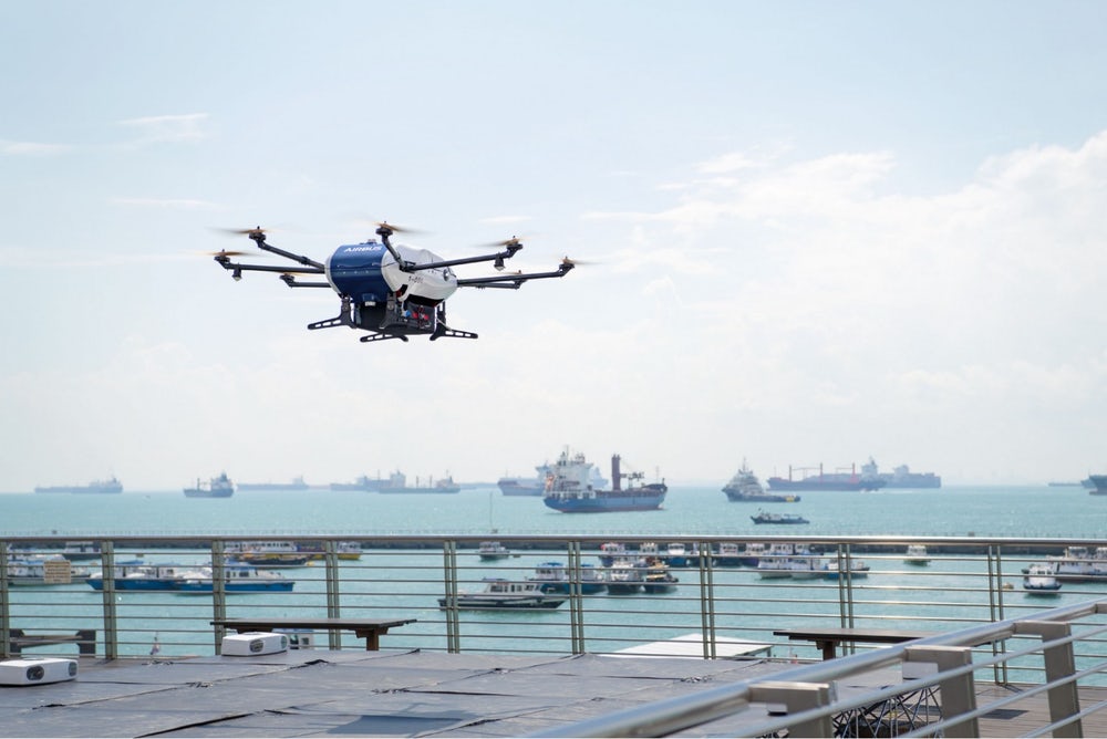 Drony Airbus Skyways dostarczają już paczki na statki morskie