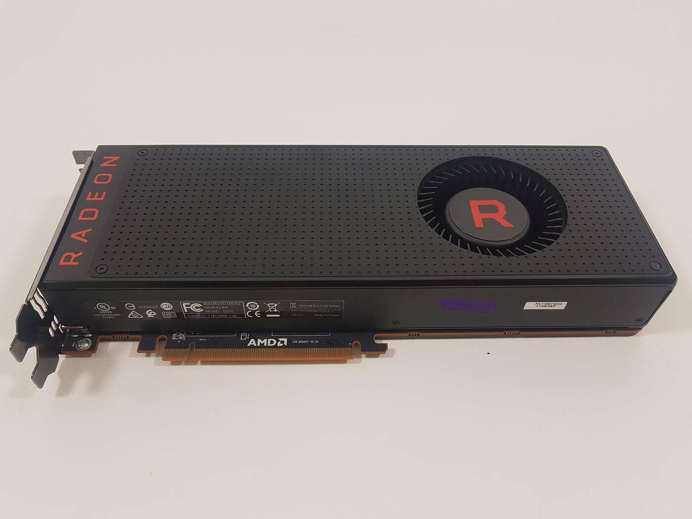 Test AMD Radeon RX Vega 64