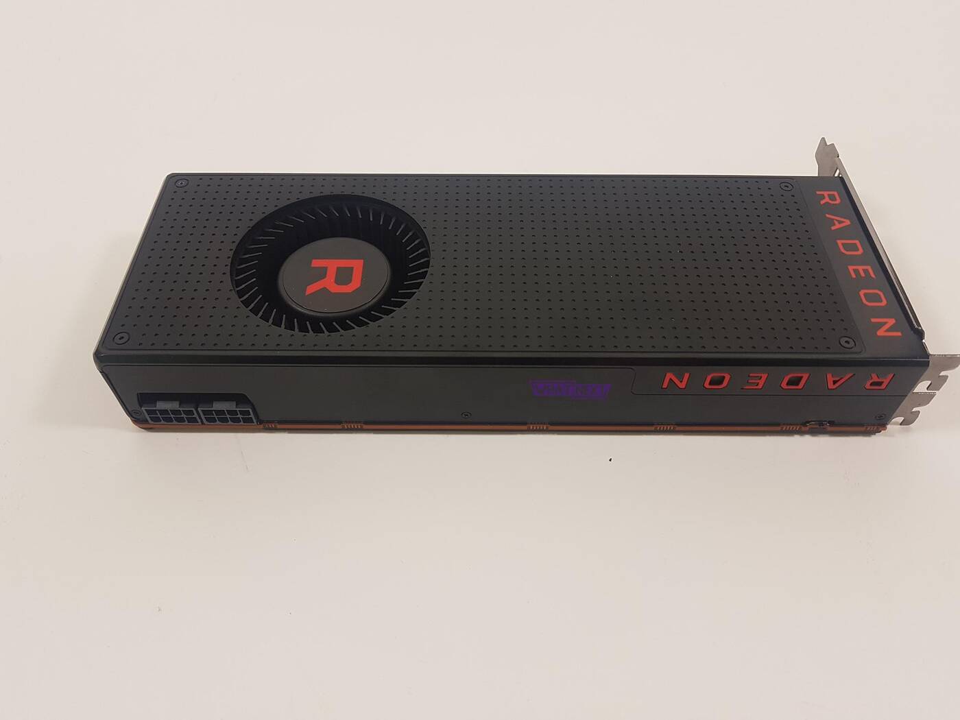 Test AMD Radeon RX Vega 64