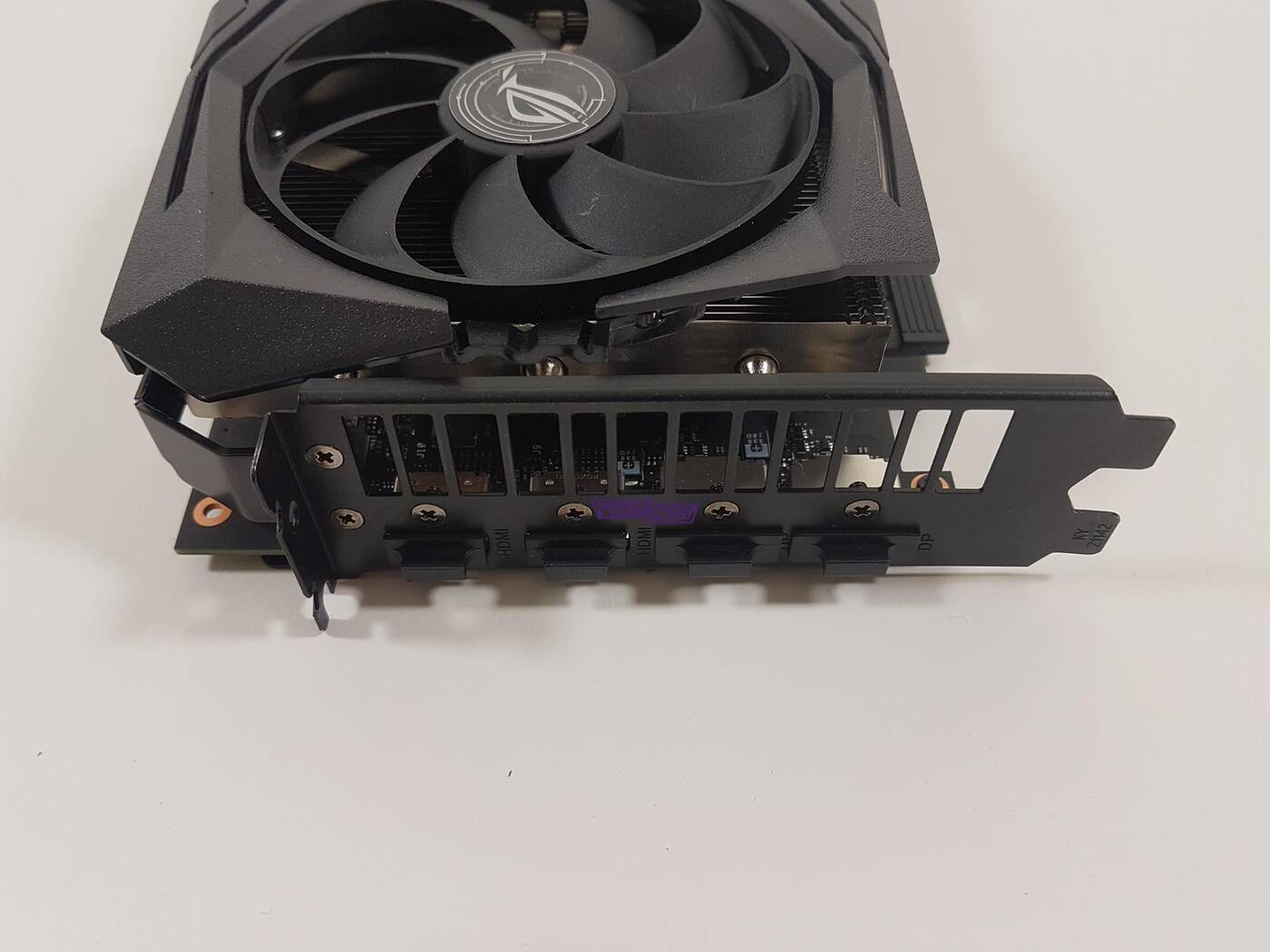 Test Asus GeForce GTX 1660 Ti ROG Strix OC
