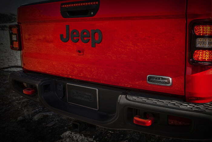 Jeep będzie sprzedawał limitowaną edycją pickupa Gladiator wyłącznie przez jeden dzień