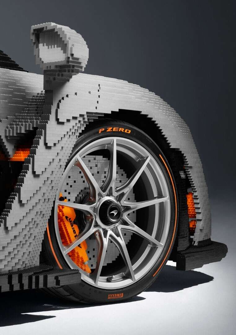 Replika samochodu McLaren Senna z klocków lego