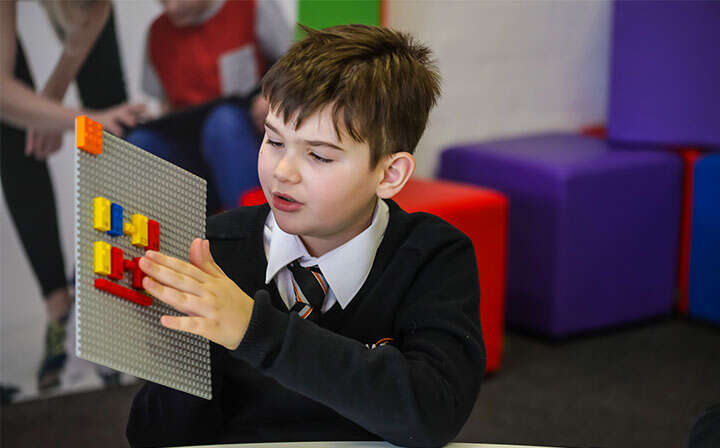 LEGO Braille Bricks, język niewidomych, język braille'a, nauka języka braille'a, lego braille