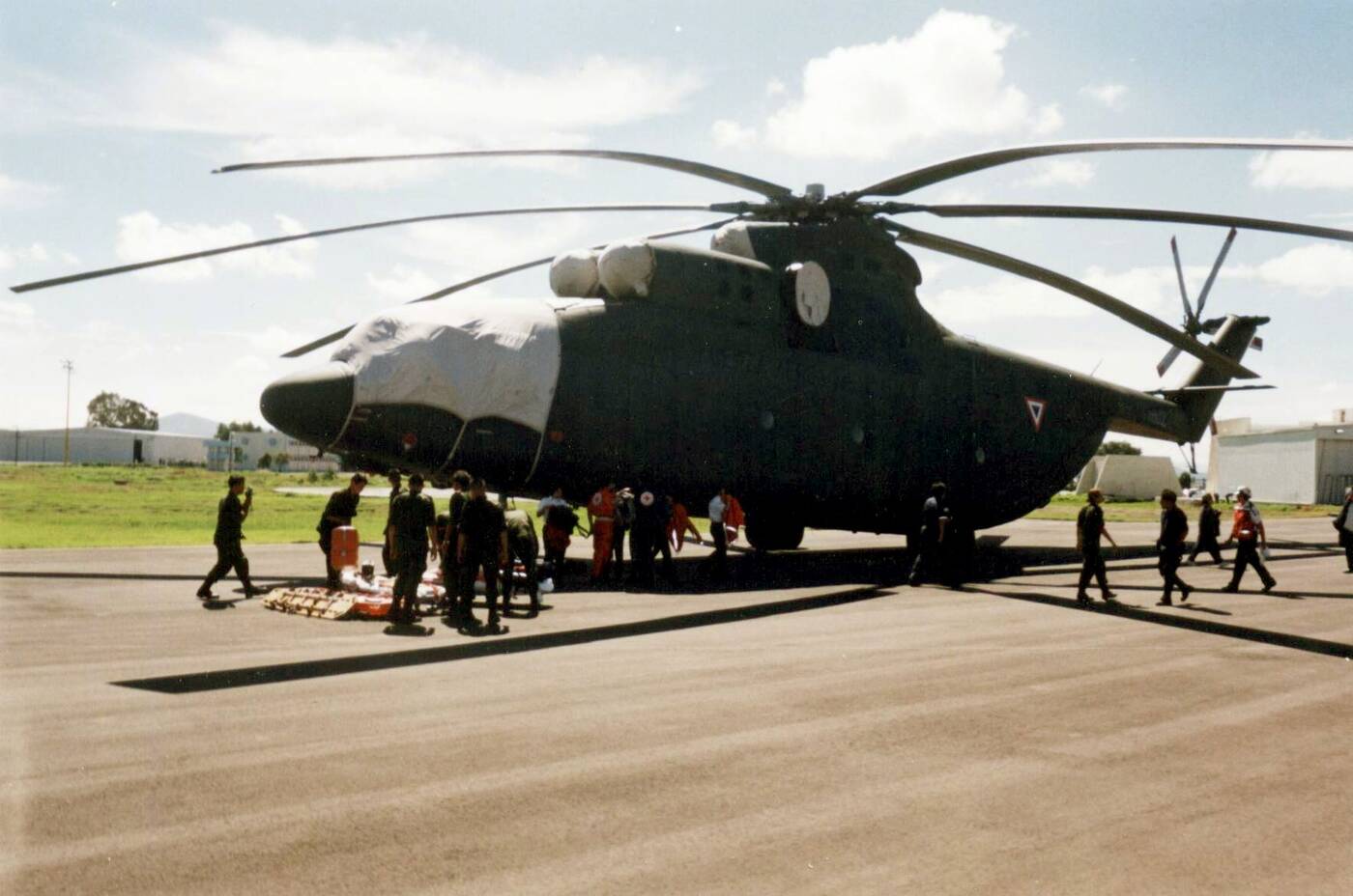 Historia największego na świecie śmigłowca Mi-26 “Halo” z Rosji trwa nadal