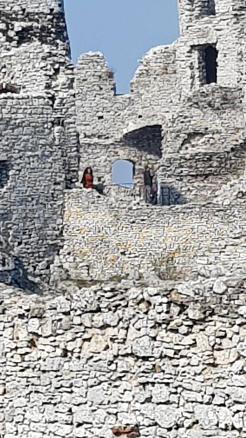 Wysyp filmów i zdjęć z serialu Wiedźmin w polskich zamkach