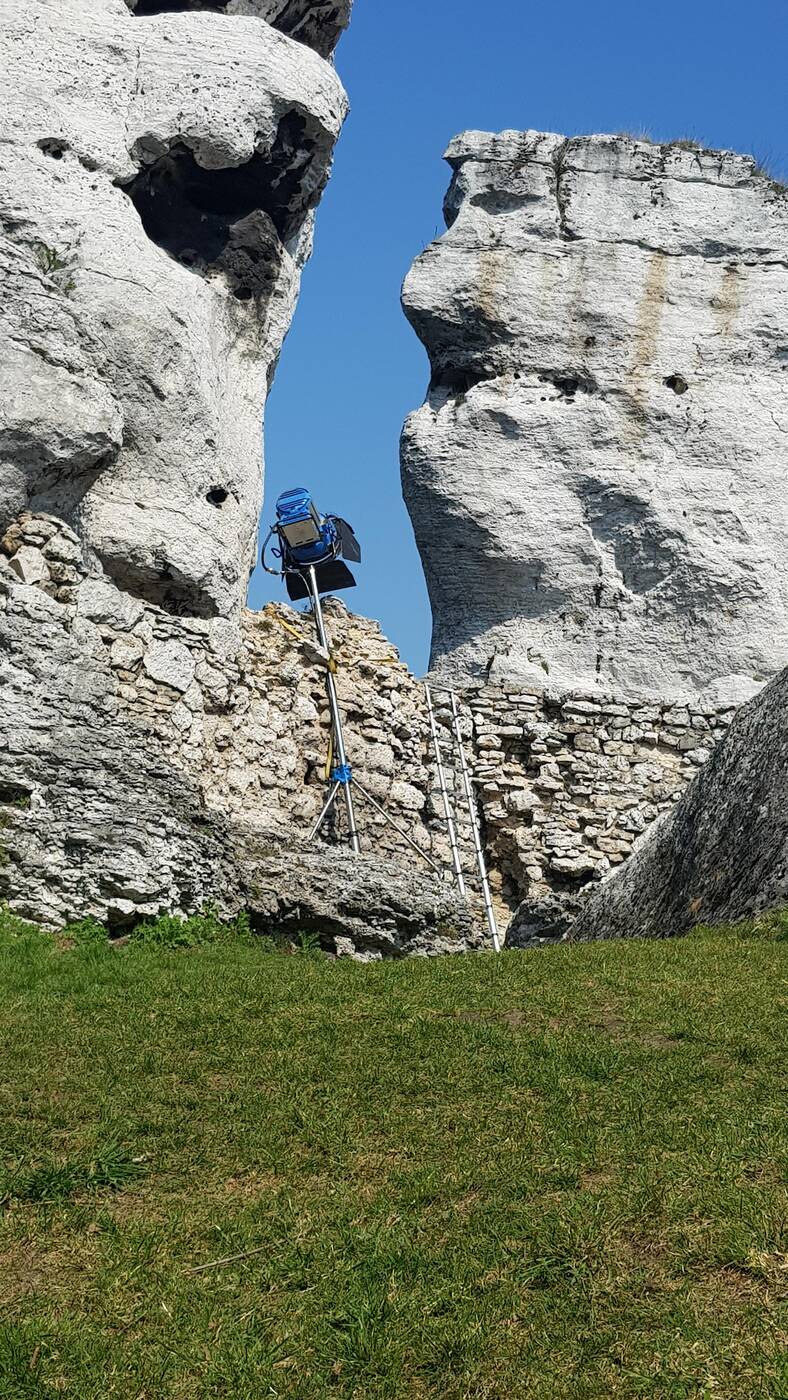 Wysyp filmów i zdjęć z serialu Wiedźmin w polskich zamkach