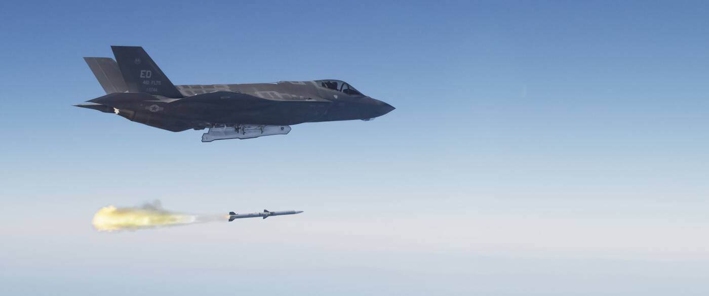 Pocisk rakietowy AIM-260 USA będzie siał postrach wśród myśliwców wroga
