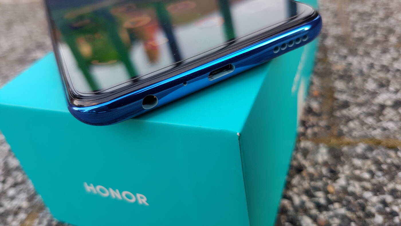 Honor 20 Lite, Honor 20, recenzja Honor 20 Lite, wrażenia Honor 20 Lite, opinie Honor 20 Lite, oceny Honor 20 Lite, specyfikacja Honor 20 Lite, wygląd Honor 20 Lite, cena Honor 20 Lite, opinia Honor 20 Lite, aparat Honor 20 Lite, kolory Honor 20 Lite, ekran Honor 20 Lite, matryca Honor 20 Lite, gdzie kupić Honor 20 Lite, system Honor 20 Lite, procesor Honor 20 Lite, android Honor 20 Lite, trump Honor 20 Lite,