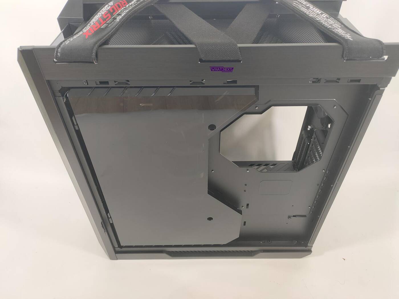 Test obudowy Asus ROG Strix Helios