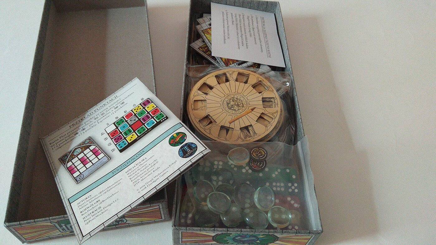 Sagrada: Jeszcze Więcej Szkła zawartość