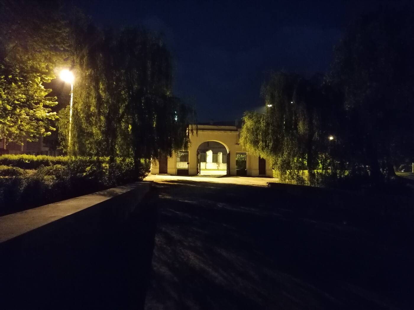 Huawei P30 Lite - gdy robi się ciemno