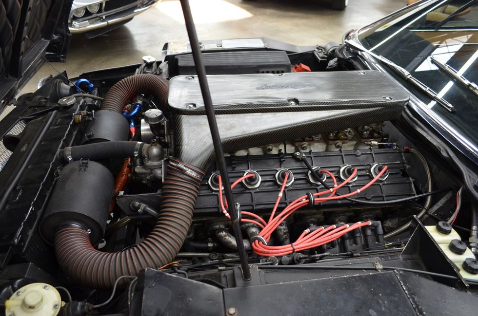 Lamborghini Espada z 1972 roku dostała nowe serducho i wpadła na aukcję