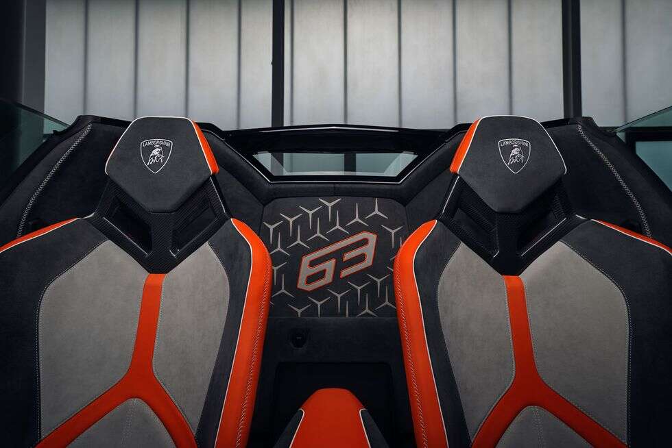 Zapowiedziany Aventador SVJ 63 Roadster rozszedł się w kilka minut