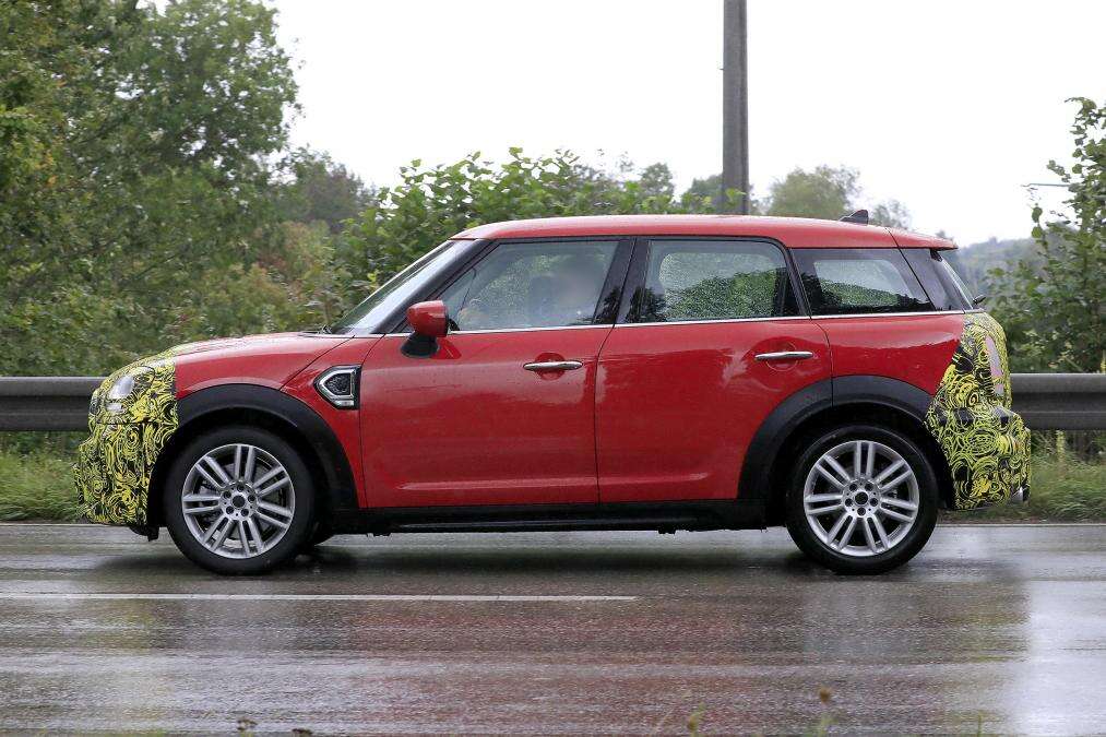 Dostrzeżono odświeżoną wersję Mini Countryman