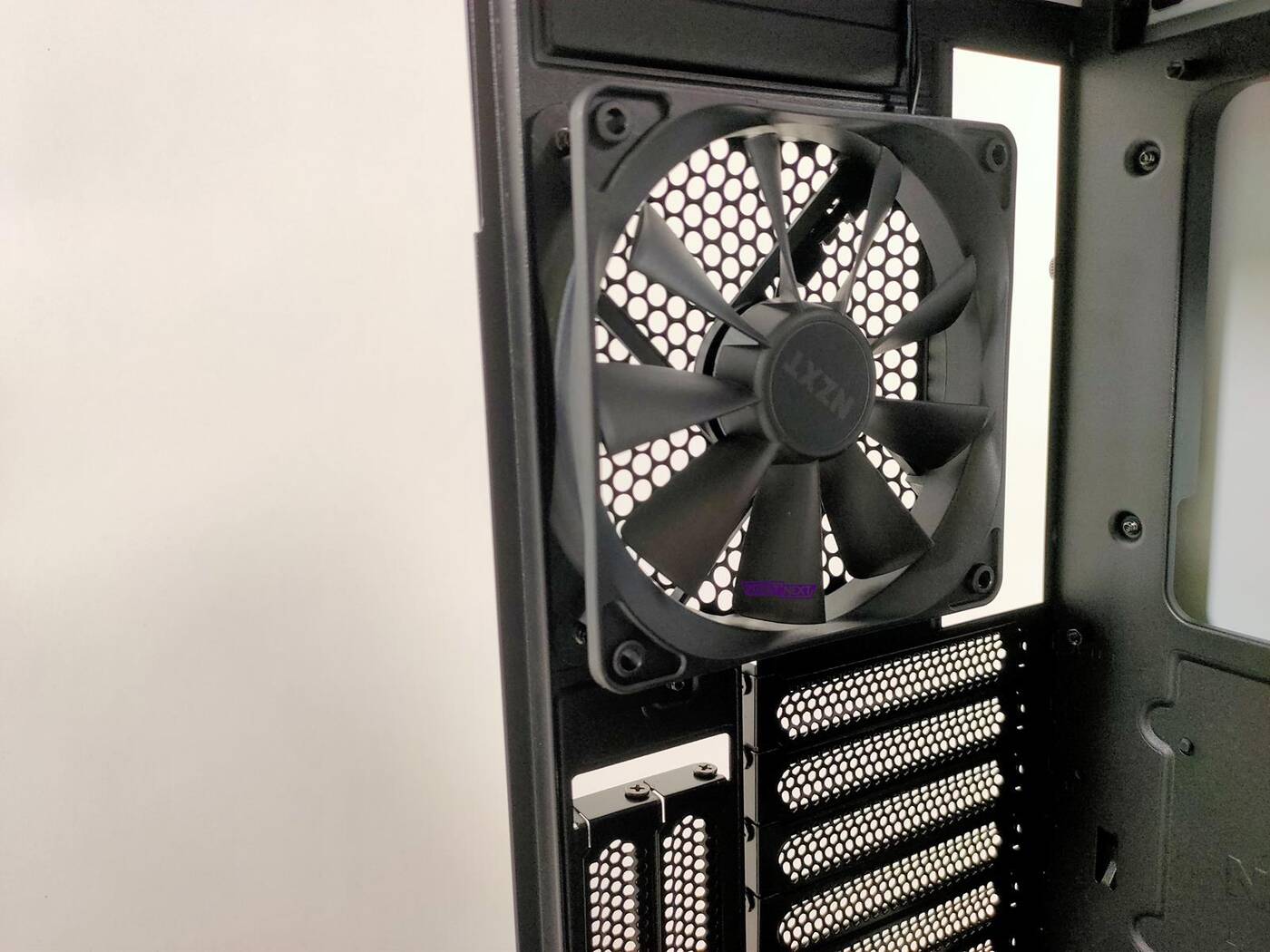 Test obudowy NZXT H510 Elite