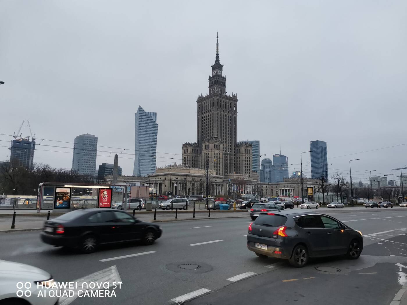 Test Huawei Nova 5T - jak sprzedać dwa razy ten sam smartfon