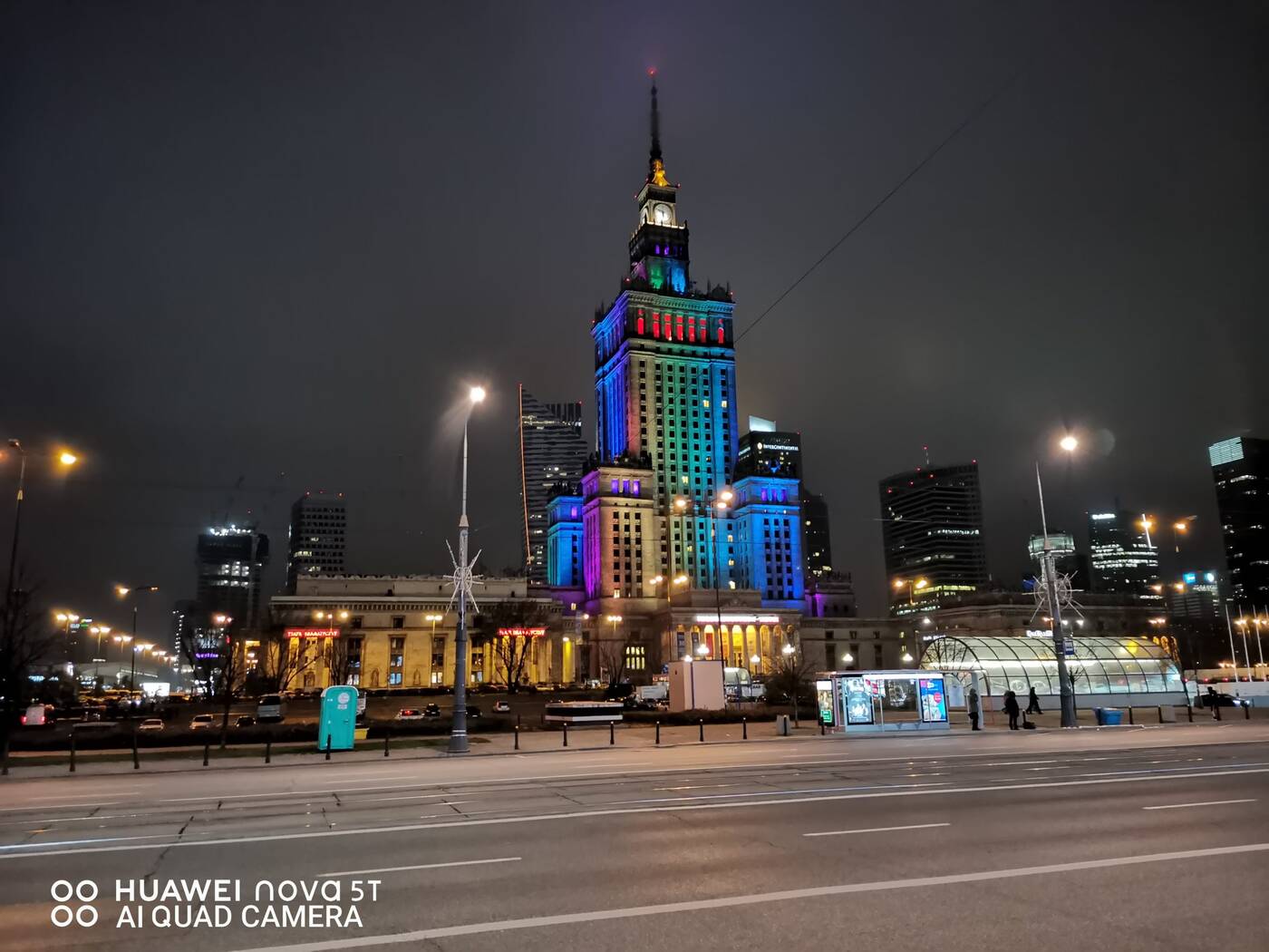 Test Huawei Nova 5T - jak sprzedać dwa razy ten sam smartfon