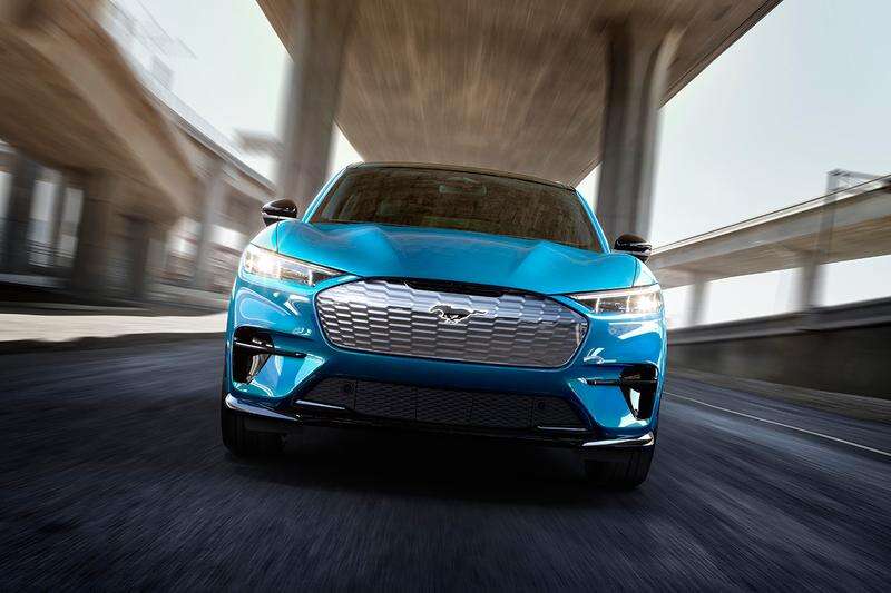 Mustang Mach-E First Edition, Mach-E First Edition, wyprzedaż elektrycznego Mustanga