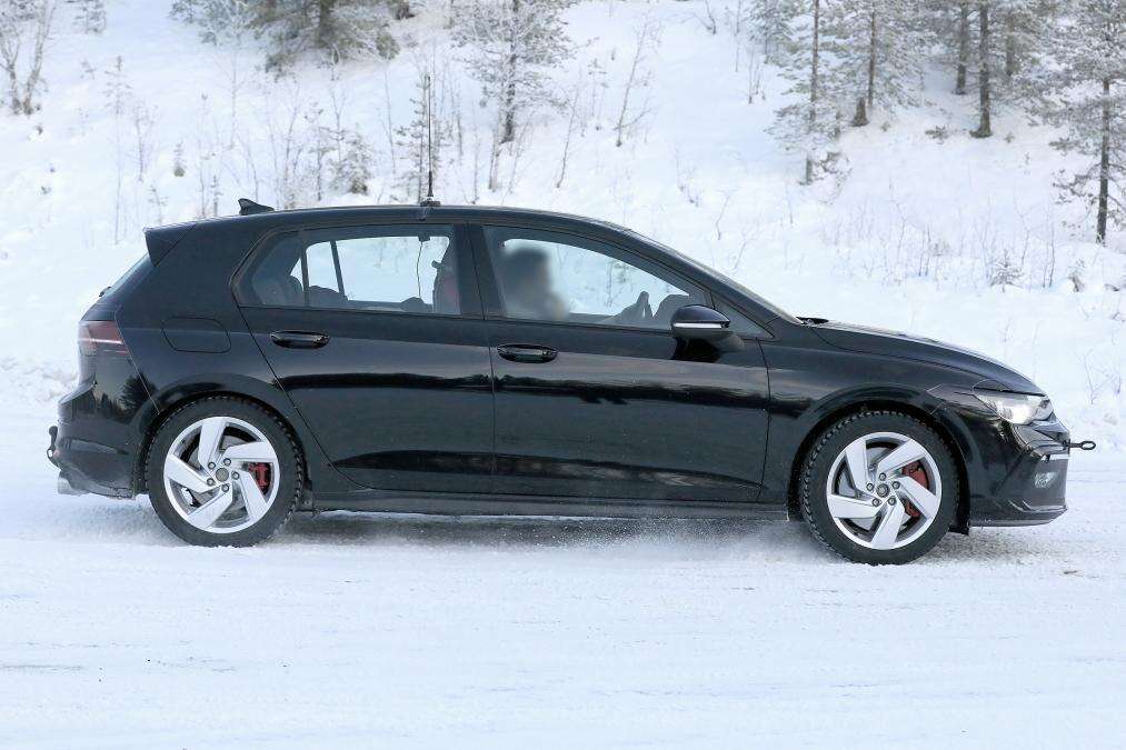 Volkswagen Golf GTI 2020, Golf GTI 2020, zdjęcia Golfa GTI 2020, wygląd nowego Golfa GTI