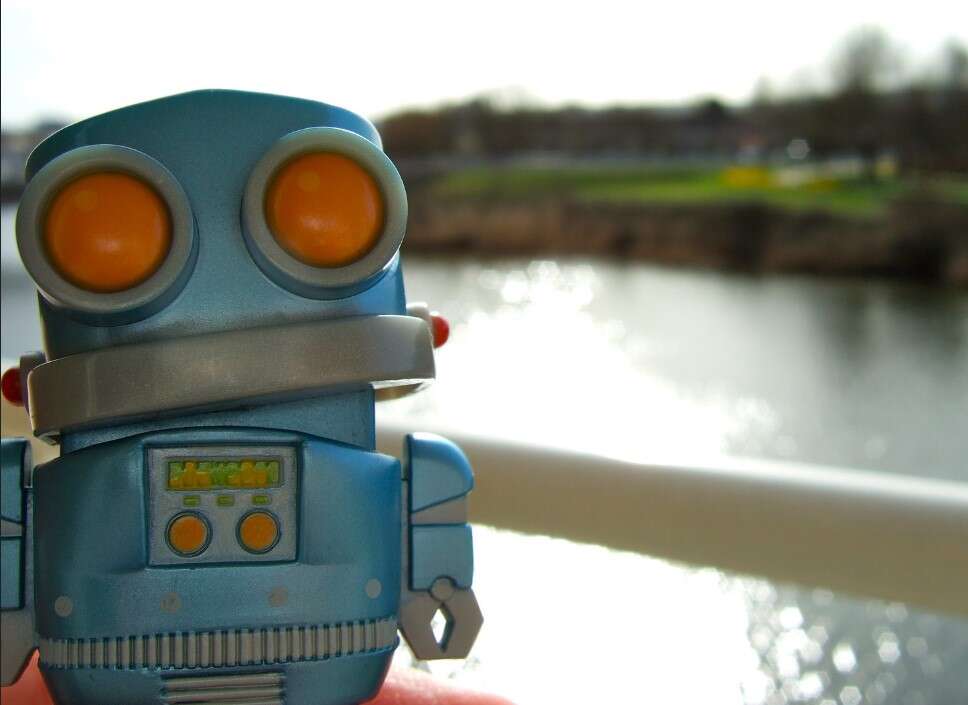 roboty przyszłości, roboty z uczuciami, emocje u robotów, roboty z emocjami