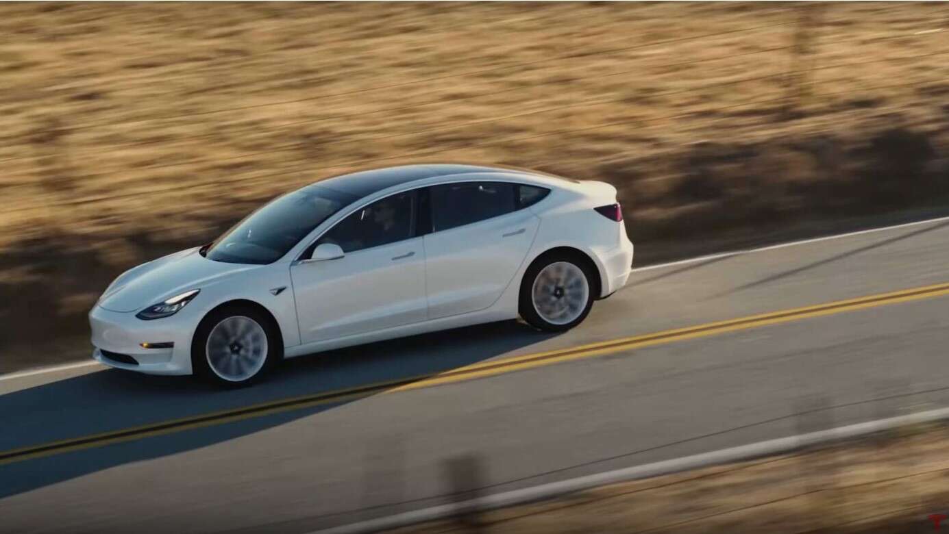 zmiany Tesla Model 3, Model 3 Long Range, poprawa zasięgu Modelu 3, wyższa cena Modelu 3