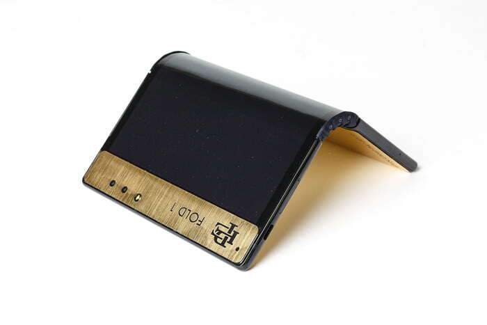 wygląd Escobar Fold 1, design Escobar Fold 1, specyfikacja Escobar Fold 1