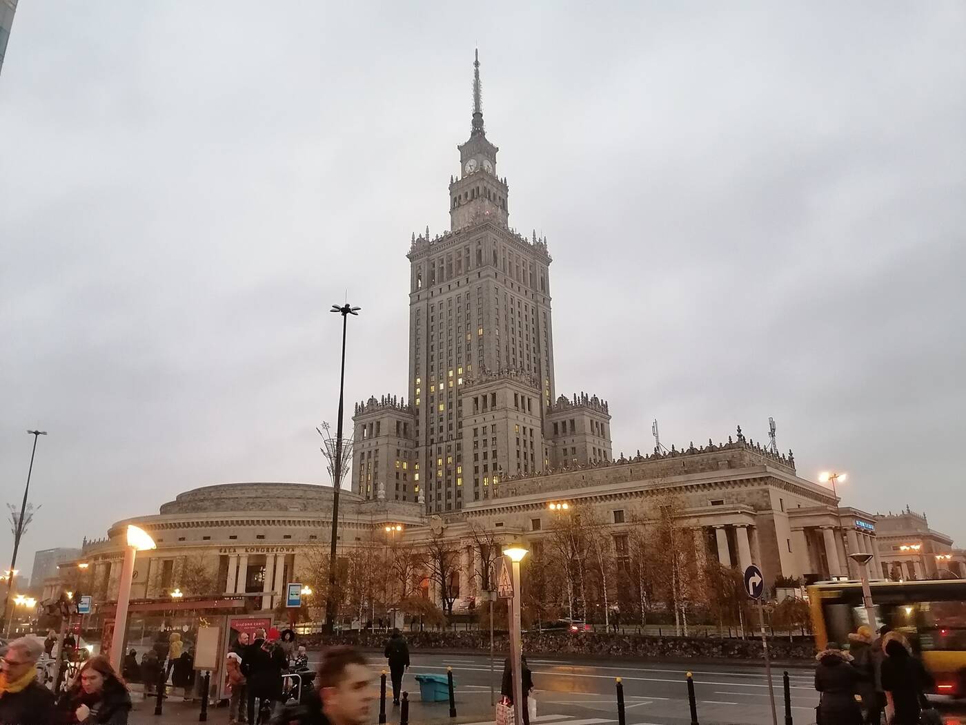 Test Huawei P smart Pro – telefon idealny na prezent?