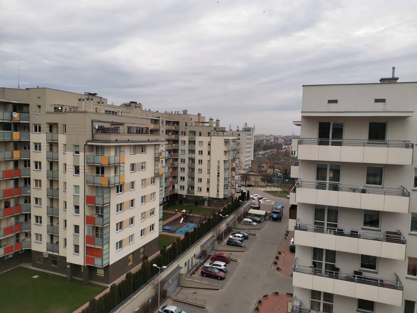 Huawei Nova 5T – mobilna fotografia w pięknej obudowie