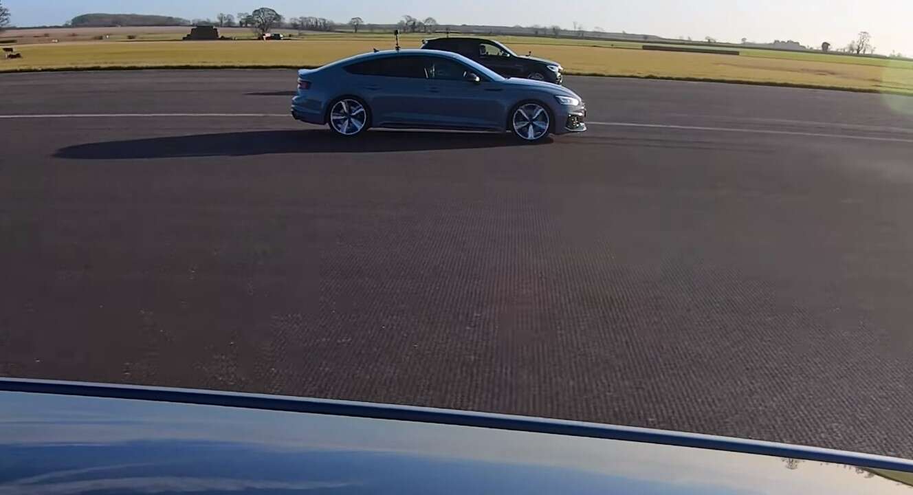 Tesla Model 3, Audi RS5, AMG GLC 63, wyścig