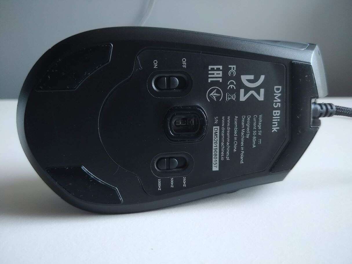 Test myszki Dream Machines DM5 Blink