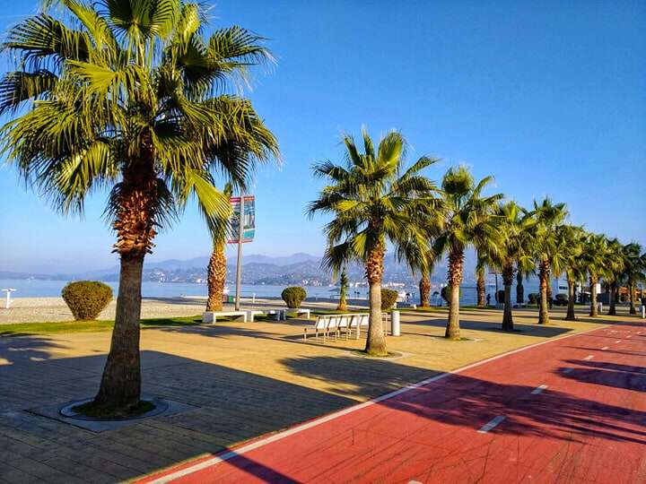 Relacja z wyjazdu do Gruzji, kraju pełnego kontrastów