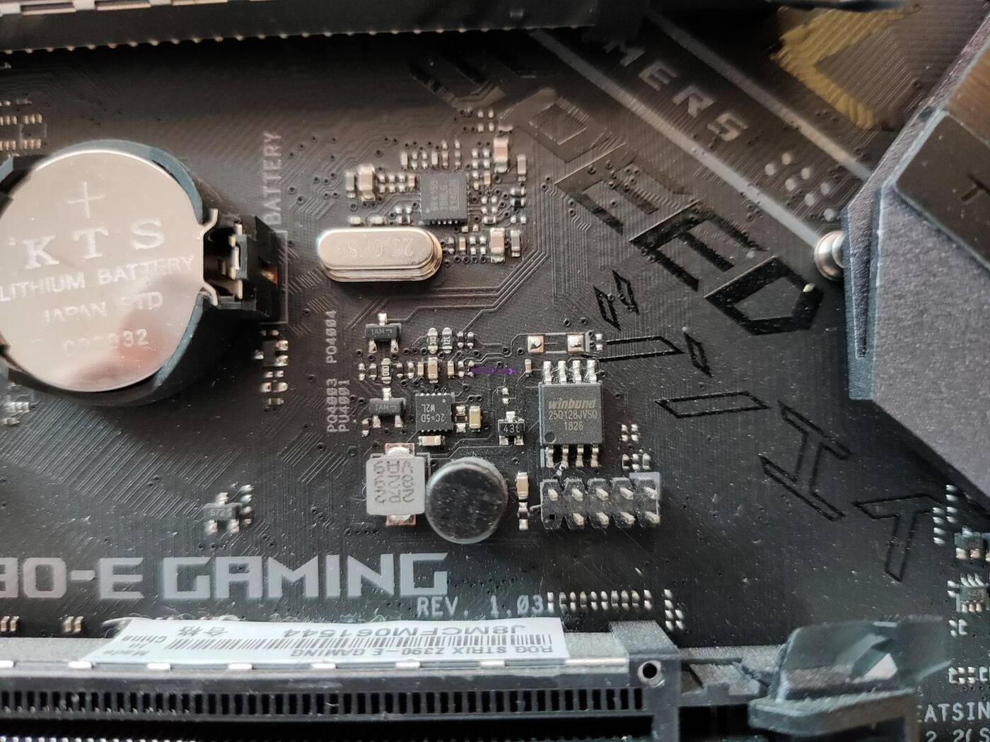 płyta główna, złącza na płycie głównej,