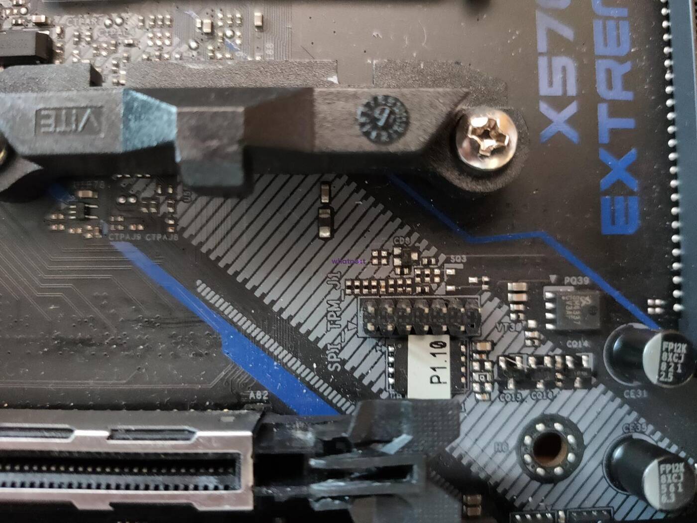 płyta główna, złącza na płycie głównej,